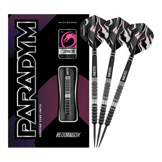 Red Dragon Paradym Tapered Steel Darts Das Bild zeigt das Produkt "Red Dragon Paradym Tapered Steeldarts" mit einer schwarzen Verpackung und drei Steeldarts. Die Darts haben schwarze, silberne und rosafarbene Details sowie auffällige Flights.