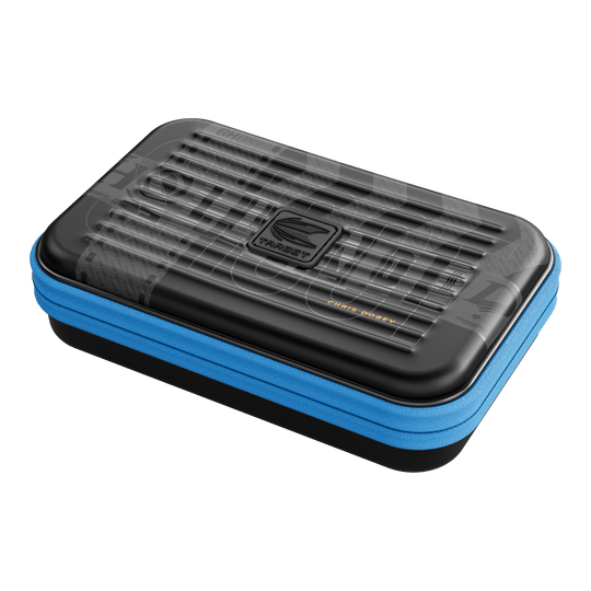 Abgebildet ist das Takoma XL Ghost Series Chris Dobey Dartcase. Diese Darttasche eignet sich für den Transport von Darts.