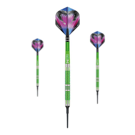 Red Dragon Peter Wright Snakebite Mamba 2 soft darts Das Bild zeigt drei Softdarts des Modells "Red Dragon Peter Wright Snakebite Mamba 2". Die Darts sind grün-silbern und haben bunte Flights mit Schlangenmotiven.