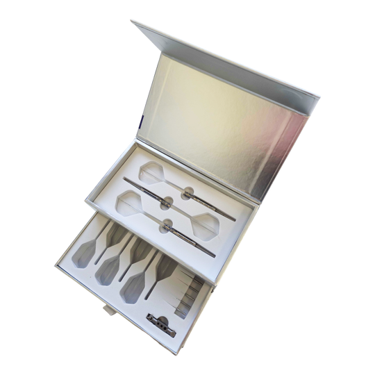 Abgebildet sind Caliburn Starships Series Demeter Steeldarts - 23g. Das Produkt ist auf dem Foto klar erkennbar.