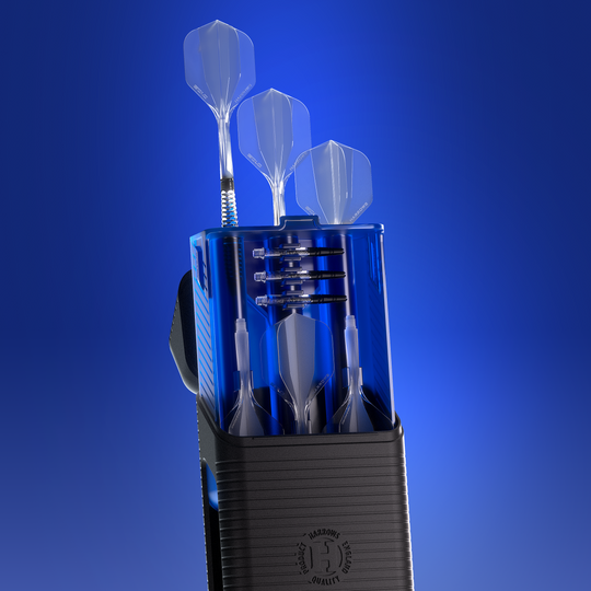 Das Bild zeigt eine Detailansicht des Harrows Vault Dartcase in Blau. Die Innenseite des Dartcases ist gut erkennbar.