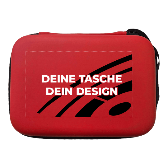 System-4 dart case with your design Zu sehen ist ein weiteres rotes Dartcase Modell System 4. Es bietet Platz für Darts und passendes Zubehör.