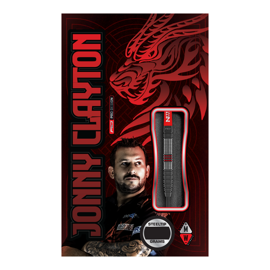 Red Dragon Jonny Clayton Hiraeth steel darts Die Abbildung zeigt die Verpackung der "Red Dragon Jonny Clayton Hiraeth Steeldarts". Auf der Verpackung sind ein Porträt von Jonny Clayton sowie ein stilisierter roter Drache abgebildet.
