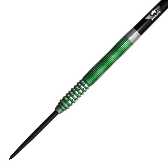 Bulls NL Liam Maendl Lawrance Steeldarts - 23g Der abgebildete Dart ist der "Bulls NL Liam Maendl Lawrance Steeldarts - 23g". Er hat ein grünes, geriffeltes Griffstück und eine schwarze Spitze.