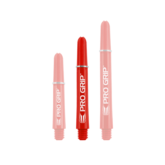 Target Pro Grip Shafts - 3 Sets - Red Das Bild zeigt drei rote "Pro Grip" Shafts für Dartpfeile in unterschiedlichen Längen. Alle drei Shafts haben die weiße Aufschrift "PRO GRIP" und ein Logo.