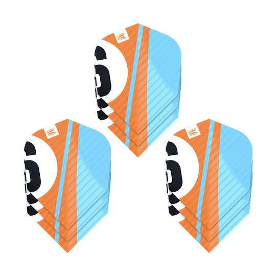 337214_Target_ProUltra_3Sets_Chicane_Orange_No6_Flights_1cAfEplAag8FJ3 Das Bild zeigt drei Sätze der Target Pro Ultra Chicane Orange No6 Flights. Die Flights sind orange und blau mit einer großen schwarzen Zahl 6.