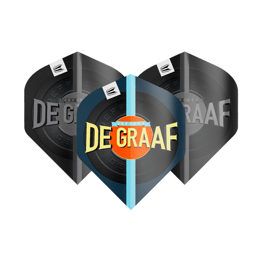 Target Pro Ultra Jeffrey De Graaf GEN1 No2 Standard Flights - 3 sets Das Bild zeigt drei Sätze Target Pro Ultra Jeffrey De Graaf GEN1 No2 Standard Flights. Auf den Flights steht groß „DE GRAAF“ und sie haben ein modernes Design in Schwarz und Blau.