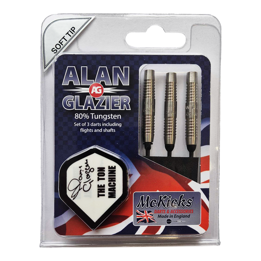McKicks Alam Glazier Shark Machine Soft Darts Das Bild zeigt eine Verpackung mit drei Softdarts der Marke "McKicks Alan Glazier Shark Machine". Die Darts bestehen zu 80% aus Tungsten und werden inklusive Flights und Shafts geliefert.