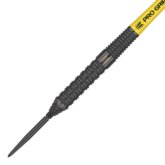 Target Bolide Void 02 Swiss Point steel darts Das Bild zeigt den Target Bolide Void 02 Swiss Point Steeldart. Der Dart hat ein schwarzes Griffstück mit feinen Rillen und einer gelben „Pro Grip“-Beschriftung am Schaft.