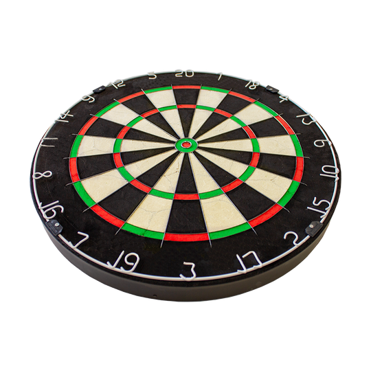 NPQ Steeldartboard Das Bild zeigt eine NPQ Steeldartboard-Dartscheibe. Sie ist rund und in verschiedene farbige Felder unterteilt, die zum Dartspielen verwendet werden.