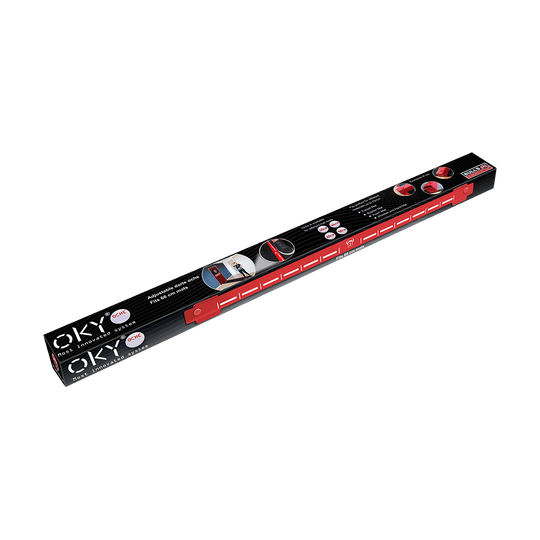 67821_Bulls_Oky_System_Metall_Oche_O60_4 Das Bild zeigt das Produkt "Bulls Oky Metall Oche" in seiner Verpackung. Es handelt sich um eine Metall-Abwurflinie für Darts, die in Schwarz und Rot gestaltet ist.