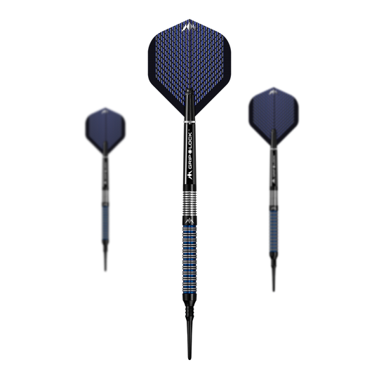Mission Nightfall Model 1 soft darts Das Bild zeigt drei Softdarts des Modells "Mission Nightfall Model 1". Die Darts haben schwarze Spitzen, blaue Flügel und einen silber-blau gestreiften Griff.
