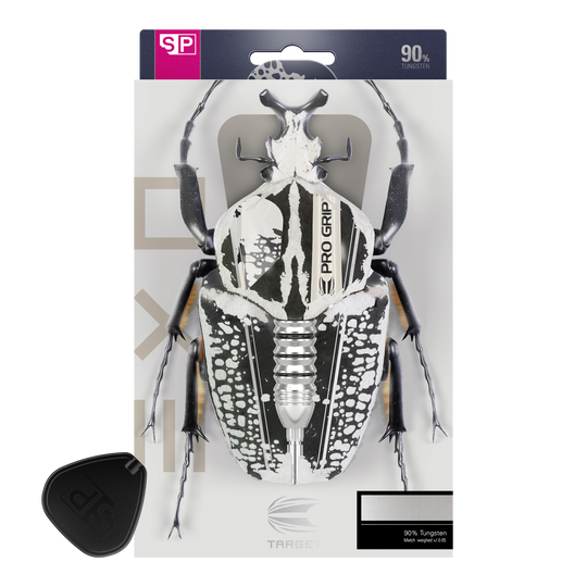 Target EXO SP02 Swiss Point steel darts Das Bild zeigt die Verpackung der "Target EXO SP02 Swiss Point Steeldarts". Auf der Verpackung ist ein stilisierter Käfer abgebildet, in dessen Körper die Darts integriert sind.