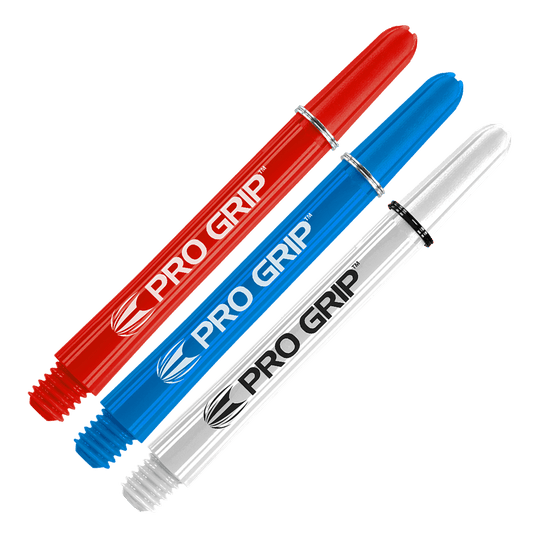 Target Pro Grip Shafts - 3 Sets - Red Blue White Das Bild zeigt drei Dartschäfte in den Farben Rot, Blau und Weiß. Auf jedem Schaft steht der Schriftzug "PRO GRIP".