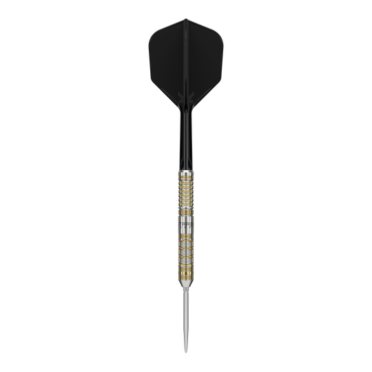 Das Bild zeigt einen Steeldart mit schwarzem Flight und gold-silbernem Barrel. Es handelt sich um das Produkt "Target Japan Black Marque Reyn GEN2 Steeldarts".
