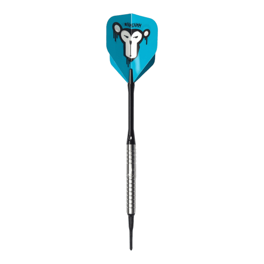 McDart 85 Tungsten V15 Softdarts - 16.5g Der McDart 85er Tungsten V15 Softdart wiegt 16,5g und hat ein silbernes, geriffeltes Barrel. Die Flights sind blau und zeigen das Bild eines stilisierten Affengesichts.