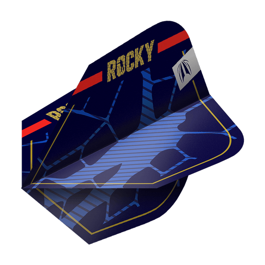 Target Pro Ultra Josh Rock GEN1 Ten-X Flights - 3 Sets Das Bild zeigt ein Set von blauen Dart-Flights mit dem Aufdruck "ROCKY" in goldener Schrift. Die Flights haben ein modernes Design mit blauen Linien und einem roten Streifen am oberen Rand.