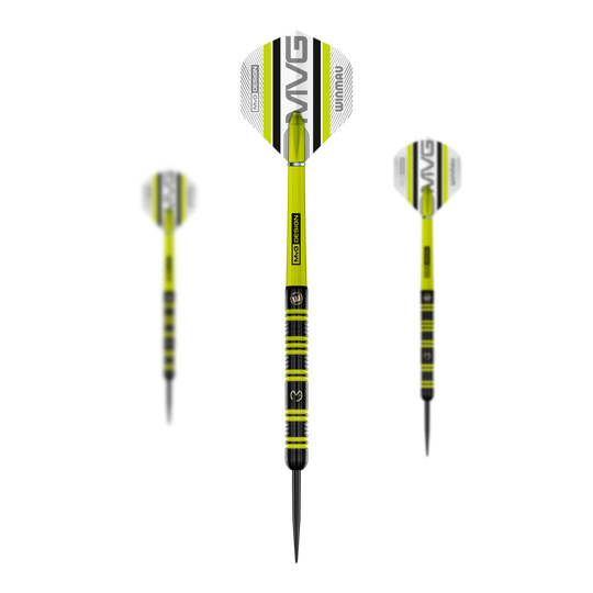 Winmau Michael Van Gerwen 85 Pro-Series steel darts Das Bild zeigt drei Winmau Michael Van Gerwen 85 Pro-Series Steeldarts. Die Darts sind schwarz-gelb gestaltet und haben Flights mit dem Schriftzug "MVG" und "Winmau".