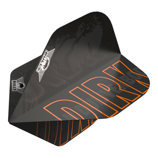 Bulls NL Player 100 Dirk Van Duijvenbode No2 Standard Flights Dies ist ein Dart-Flügel aus der Bulls NL Player 100 Serie für Dirk Van Duijvenbode. Er ist schwarz mit orangefarbenen Akzenten und trägt den Namen "DIRK" sowie das Bulls NL Logo.