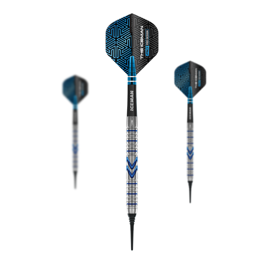 Red Dragon Gerwyn Price Iceman Midnight Edition Soft Darts - 20g Das Bild zeigt drei Softdarts des Modells "Red Dragon Gerwyn Price Iceman Midnight Edition" mit 20g Gewicht. Die Darts sind silber, blau und schwarz und haben ein auffälliges, modernes Design.