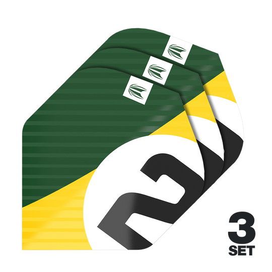 Das Bild zeigt drei Sets der Target Pro Ultra Chicane Green No2 Standard Flights. Die Flights sind grün mit gelben und weißen Akzenten sowie einer großen schwarzen „2“ bedruckt.