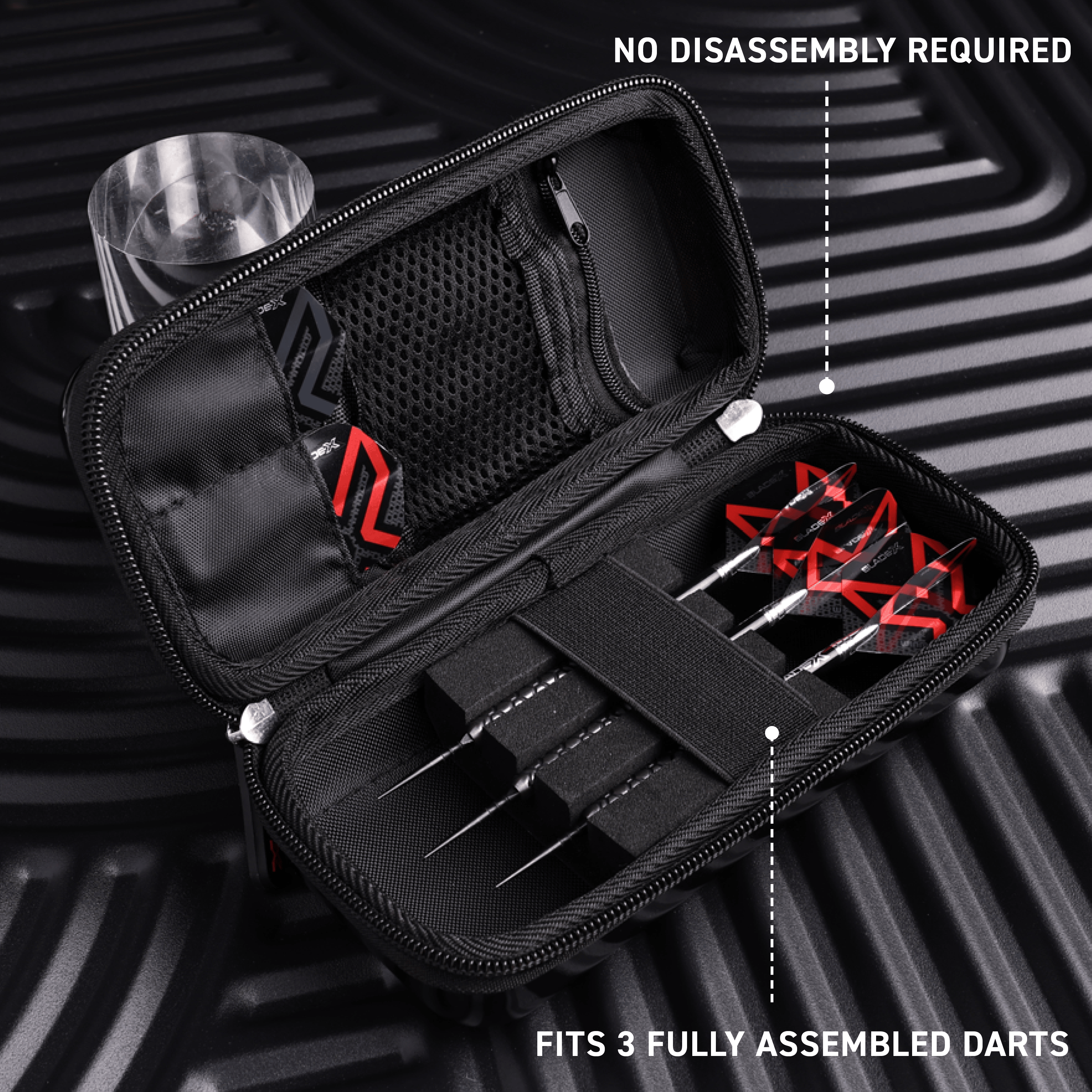 Winmau Blade X Armor G1 dart wallet Ein Bild mit dem Dateinamen 8534_Winmau_Blade_X_Armor_G1_Dartwallet_W1. Vermutlich handelt es sich um ein Dartwallet-Produkt.
